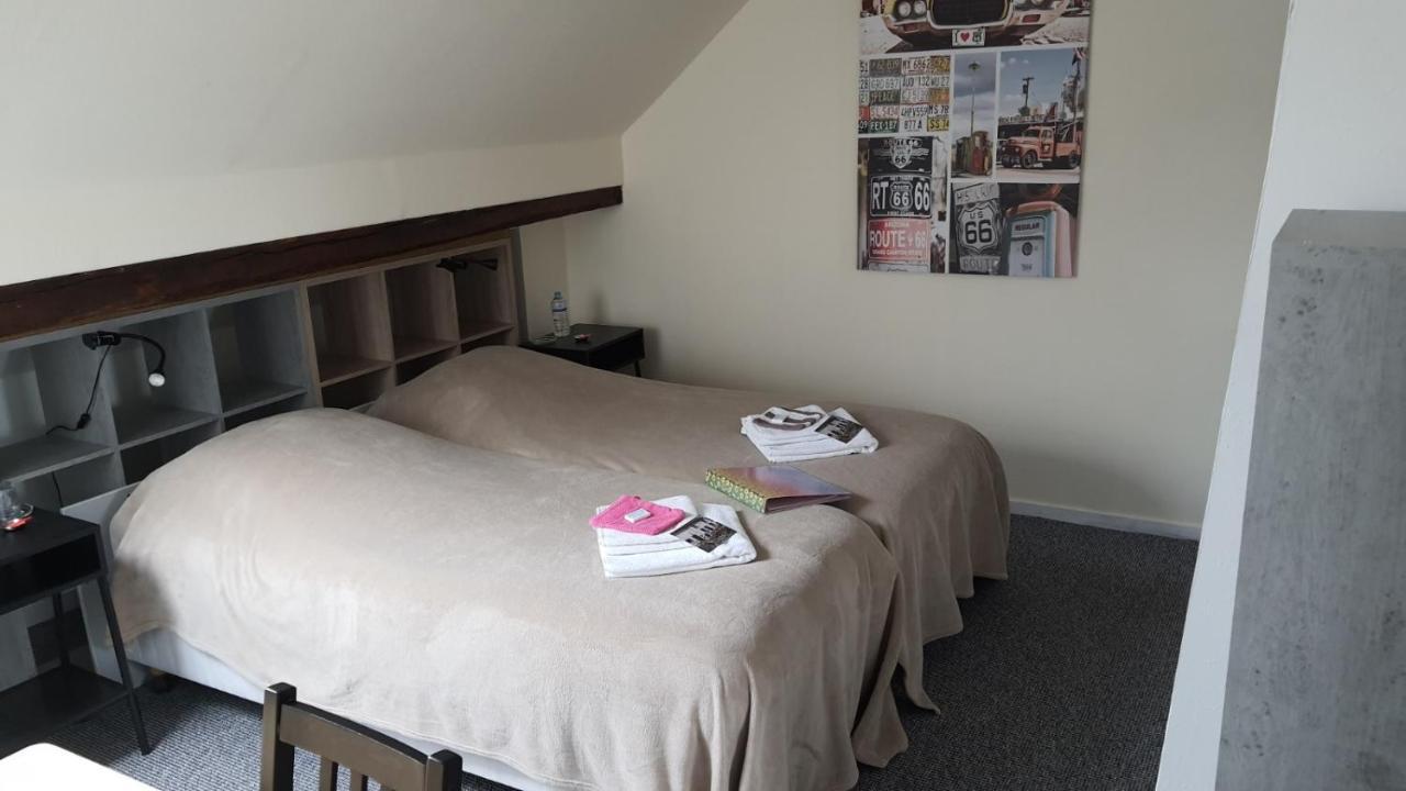 La Fermette Blanche Bed & Breakfast Nadrin Dış mekan fotoğraf