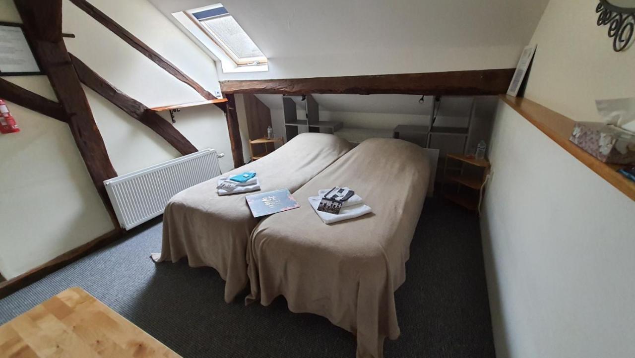 La Fermette Blanche Bed & Breakfast Nadrin Dış mekan fotoğraf