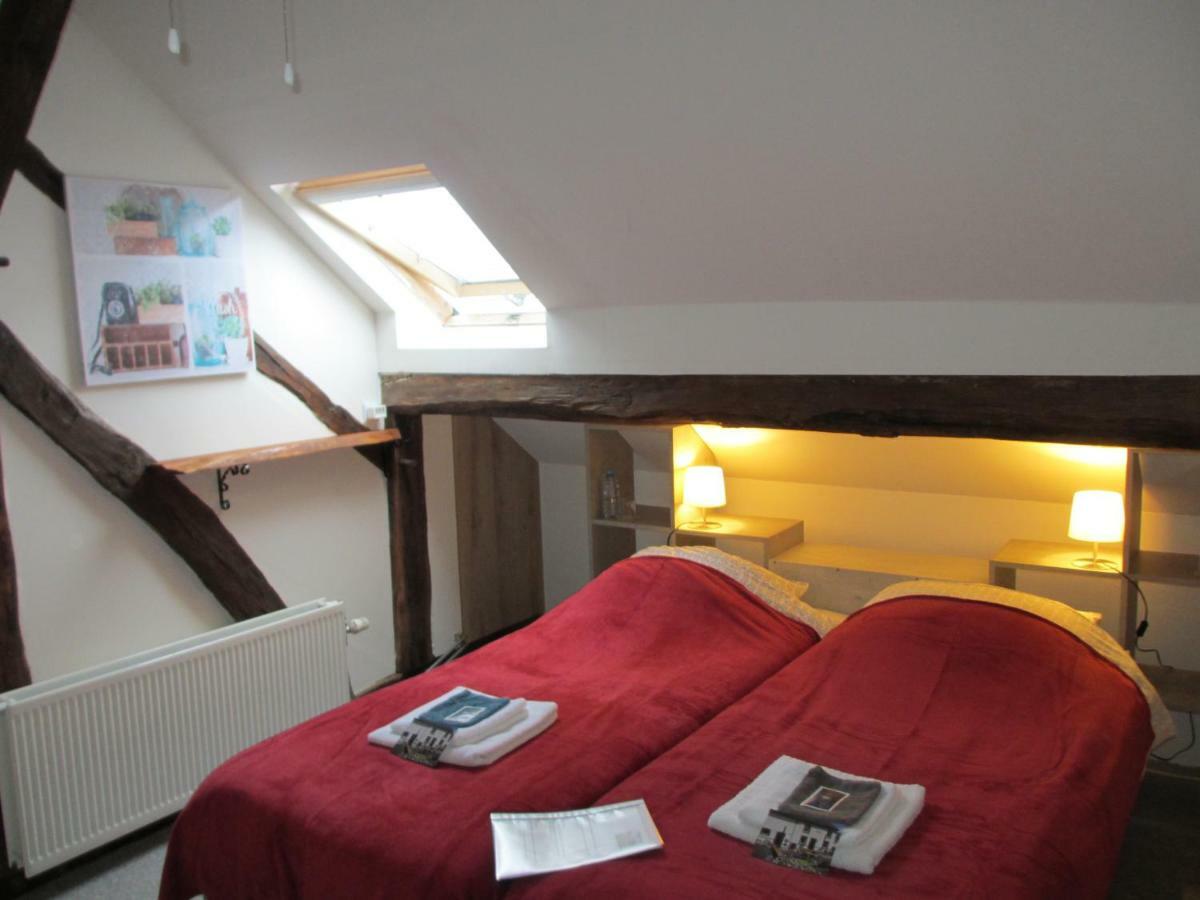 La Fermette Blanche Bed & Breakfast Nadrin Dış mekan fotoğraf