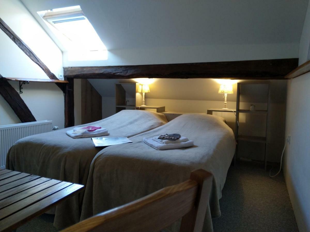 La Fermette Blanche Bed & Breakfast Nadrin Dış mekan fotoğraf